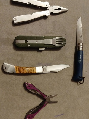 Opinel No8 and EDC set used