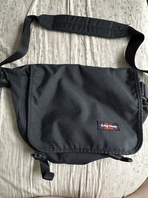 Eastpak office bag like new, black