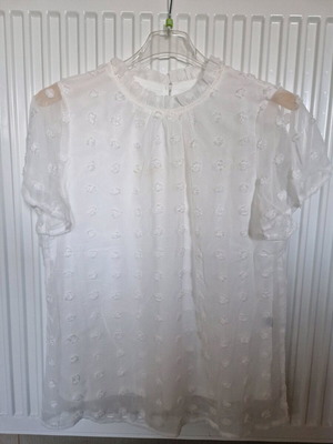 Shein white t-shirt unused, size L