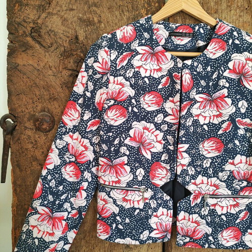 Atmosphere floral cropped blazer like new