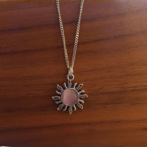 Sun pendant with chain and pink stone new