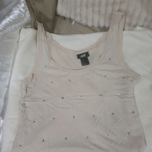 H&M beige sleeveless top used with rhinestones, size XS