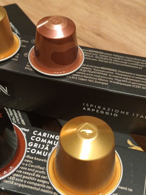 Κάψουλες espresso καινούργιες, πακέτο 100 με τουλάχιστον 7 γεύσεις