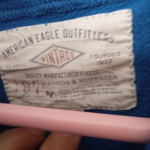 American Eagle Hoodie like new, boys' sizes M and L, blue
