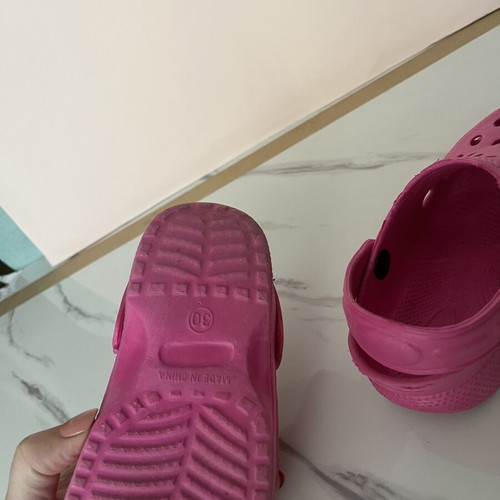 Crocs slippers for girls size 30 like new, pink