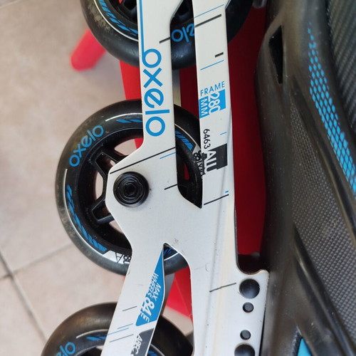 Oxelo Fit 5 Inline Skates for Men like new, black and blue