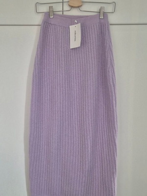 Milkwhite skirt new, one size, lilac, 100% wool