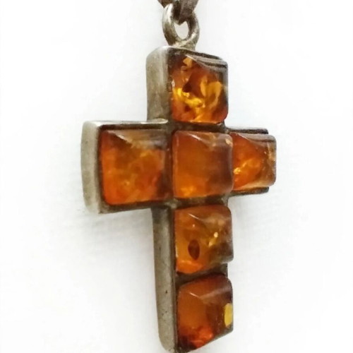 Amber cross with necklace and natural pearls, like new