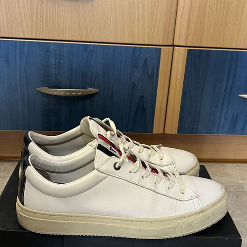 Tommy Hilfiger sneakers size 42, white