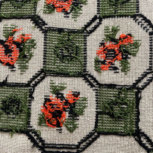 Handmade set of 3 embroidered table linens like new