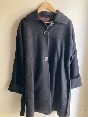 Grey Dark Coat with Purple Stefanel like new