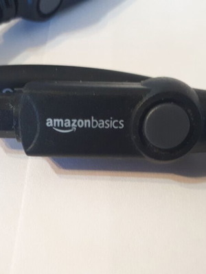 Amazon Basics Toslink Digital Optical Audio Cable 1m New