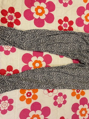 Pantelona used size M 38 10 black and white