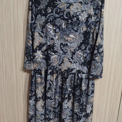 Madame Shou Shou dress like new, black, long sleeve, large to xlarge