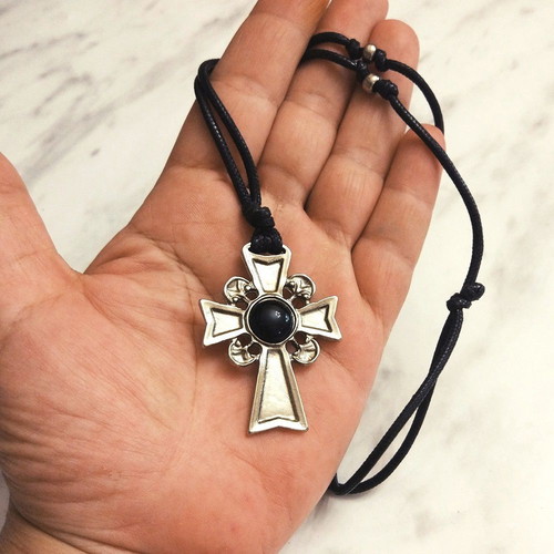 Men's pendant with Anglo-Saxon cross