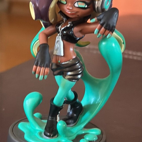 Marina Amiibo figure