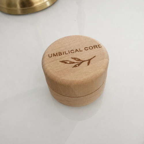 Wooden umbilical cord keepsake box