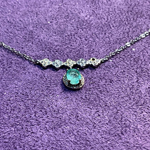 Silver necklace with natural emerald and certificate of authenticity