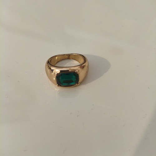 Vintage Chunky Ring with Emerald Green Stone, Like New