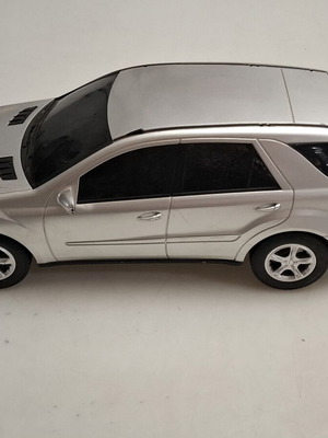 Τηλεκατευθυνόμενο αυτοκίνητο Mercedes Benz ML Class σαν καινούργιο, κλίμακα 1:14