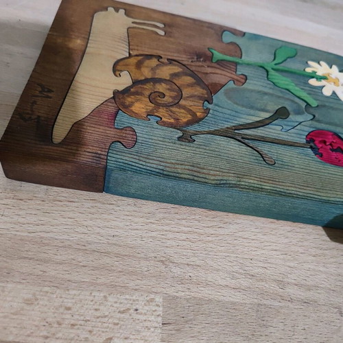 To Platoni wooden mosaic used, artwork