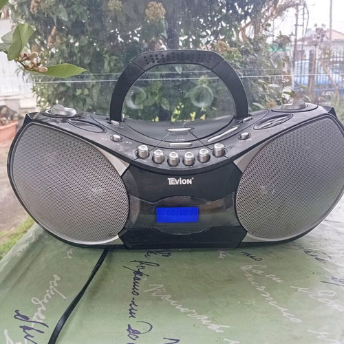Radio Cassette Player with CD MP3 like new in very good condition