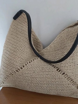 Raffia shoulder bag with leatherette handles new, black and beige