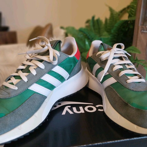 Adidas Originals RETROPY F2 men's shoes green like new, size 46