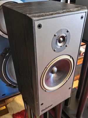 Roister DS-80 speakers used, classic Greek design