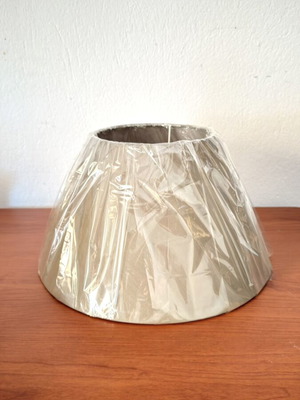 Beige conical lampshade 27x30cm, sealed