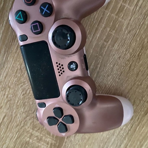 PlayStation 4 Controller Dualsense pink slightly used