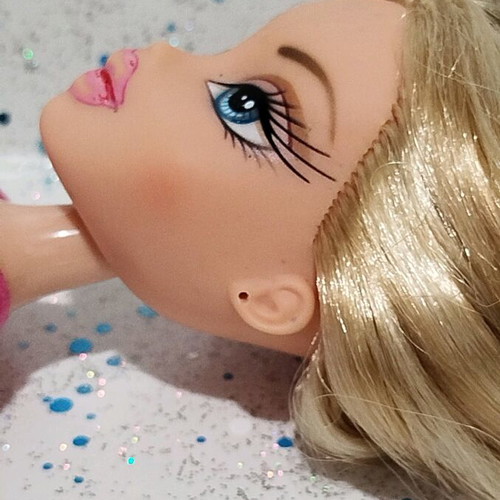 Bratz Pampered Petz Cloe used, incomplete with flaws