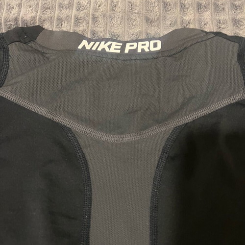 Nike Pro dry fit T-shirt 2XL black like new cut sleeve sports shirt
