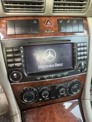Mercedes W203 W209 Screen used with 6 CD changer and Bluetooth adapter