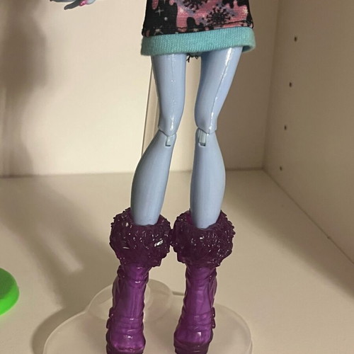 Monster High Doll Coffin Bean Abbey Bominable used