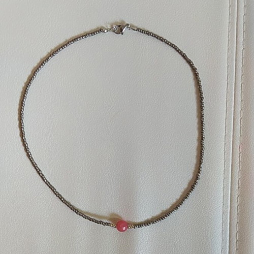 Handmade necklace with pink chalcedony, new