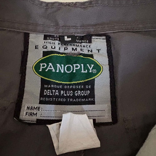 Panoply workwear pack of 2 size L used, one with small tear