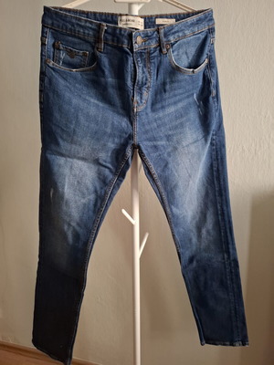 Men's jeans, size L