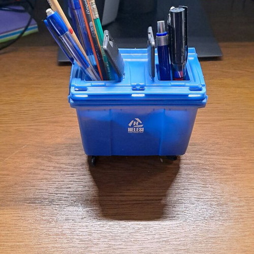 Pen holder used, trash bin design