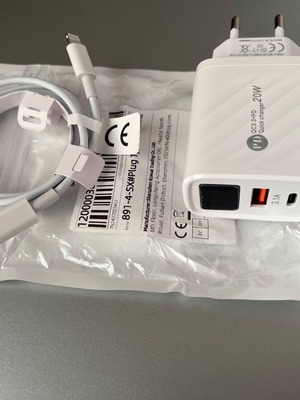 20W Charger set new with Lightning to USB-C cable for iPhone