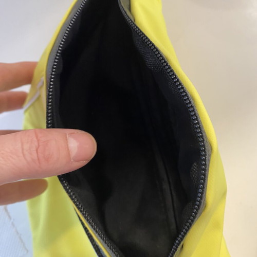 Waist bag lime waterproof like new