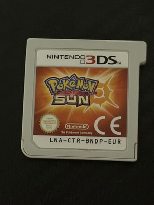 Pokemon Sun Nintendo 3DS game used cartridge only