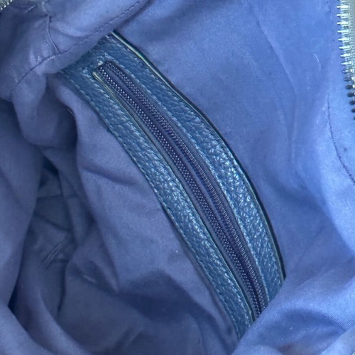 Leather backpack like new, blue