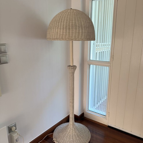 Floor lamp bamboo Italian white, like new, height 1.5m