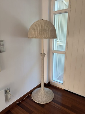 Floor lamp bamboo Italian white, like new, height 1.5m