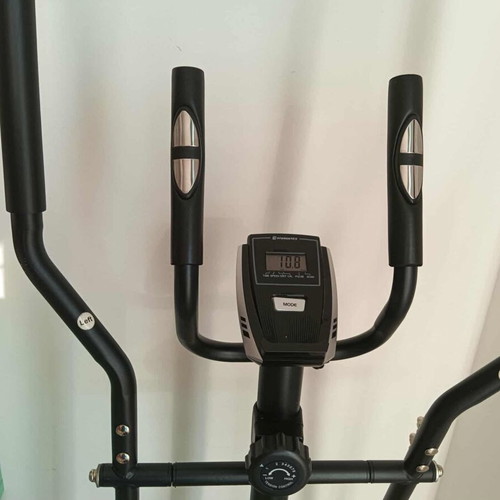 Elliptical Machine Energetics E 2.1 like new for home use