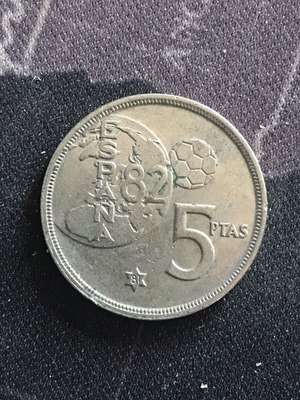 Spain 5 Pesetas 1980 81 coin like new