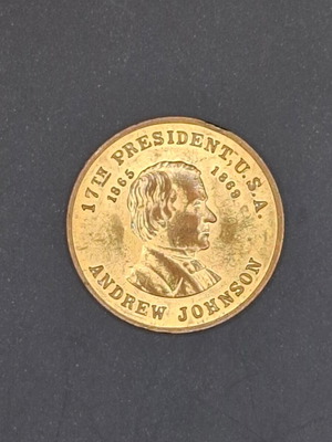 Collectible Andrew Johnson medal like new, Reader's Digest series