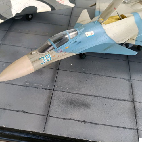 Russian Model Airfield Base 1/72 New