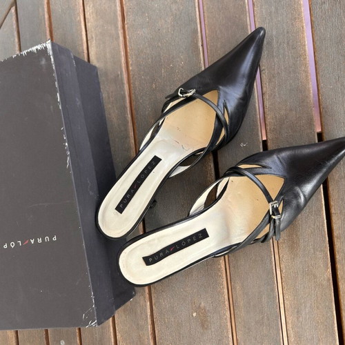 Pura Lopez black leather mule size 40 like new